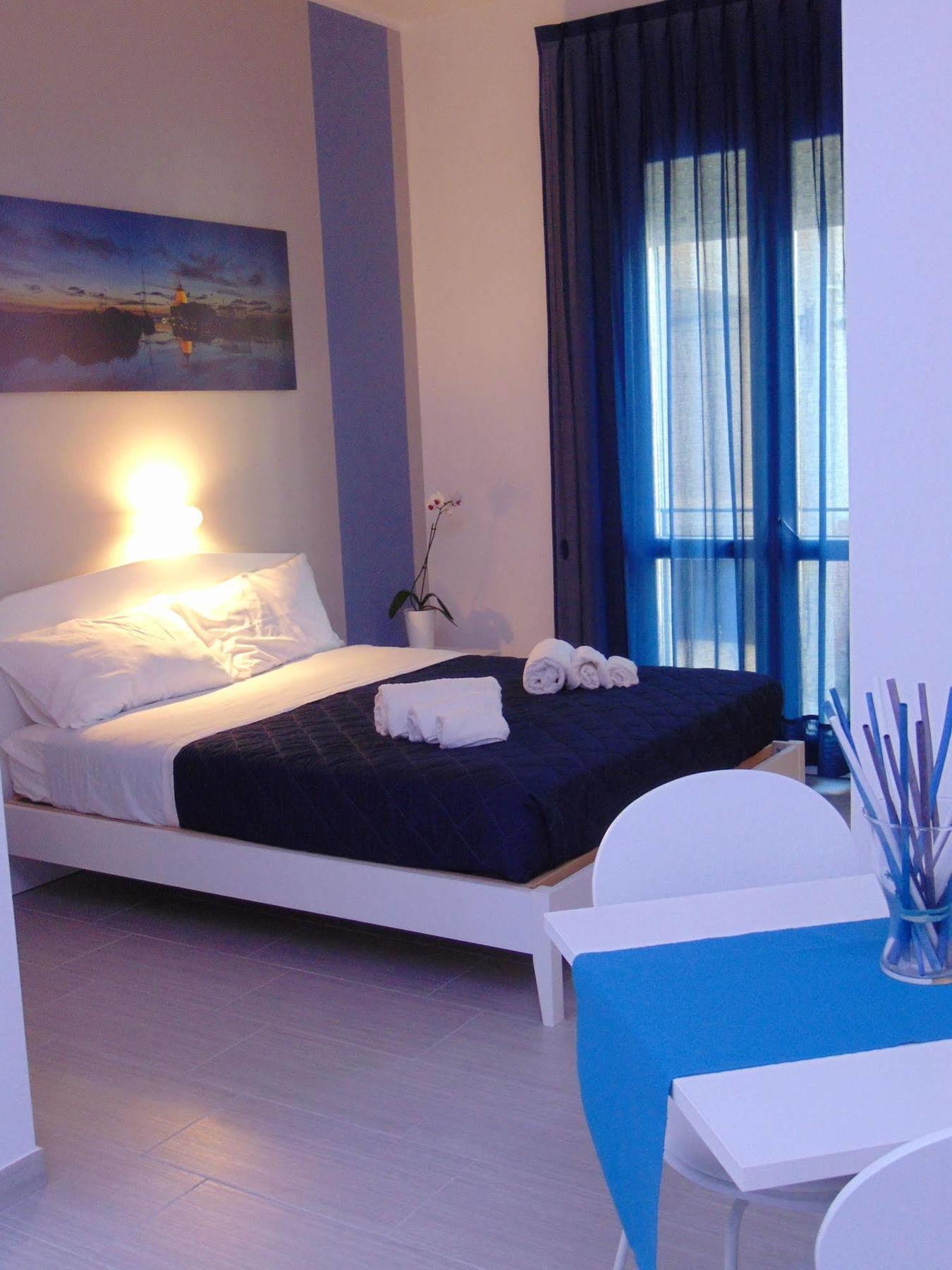 Le Isole Aparthotel